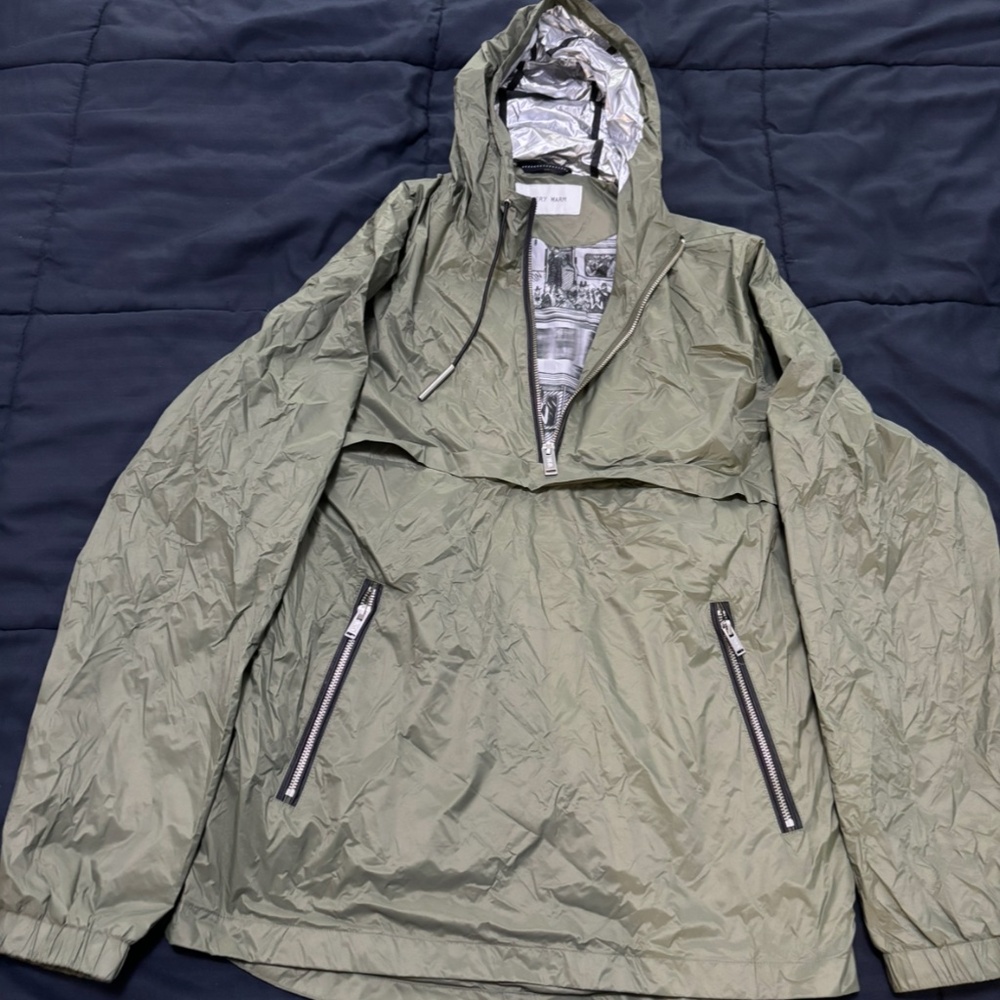 The Very Warm Men's Green Half Zip Pop Over